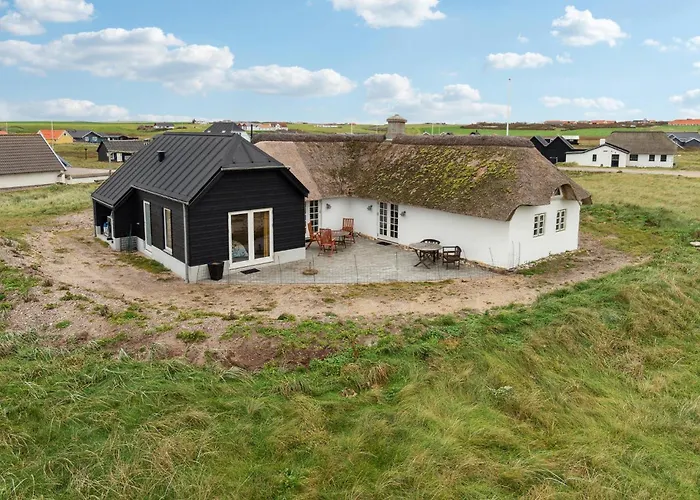 3 Bedroom Stunning In *